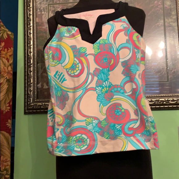 Lilly Pulitzer Tops - Lilly Pulitzer tank top built in bra medium